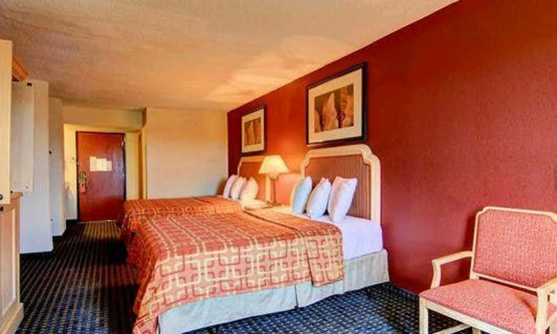 Red Roof Inn Atlanta - Six Flags Exteriér fotografie